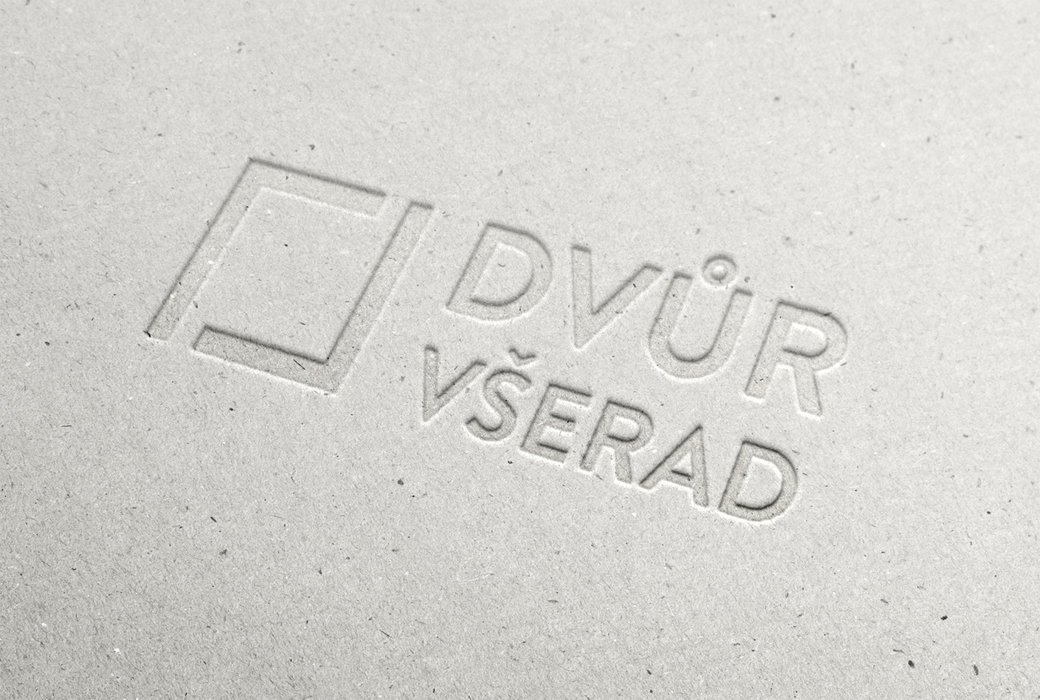 Logo, logotyp embosovaný - Dvůr Všerad